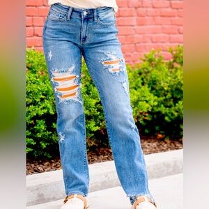 Judy Blue Straight Fit NEW 5/27 distressed